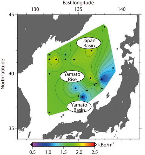 Fig.7-15 Distribution of the inventory of cesium-137 ( 137 Cs) in seawater originating from global fallout due to atmospheric nuclear weapons testing