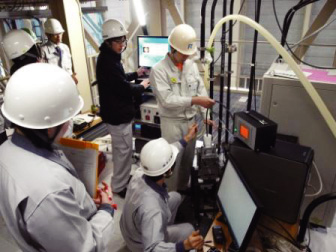 Fig.4-21　Demonstration of heat exchanger tube inspection and repair